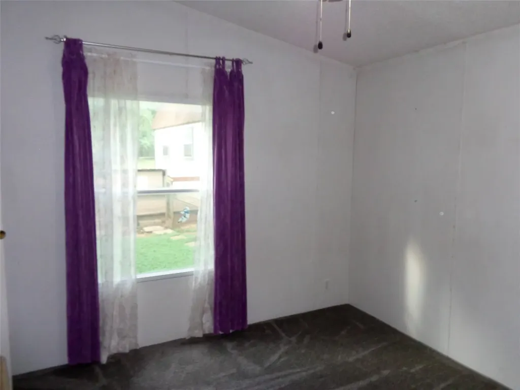 5525 Cedar Oaks Road Grandview TX 76050