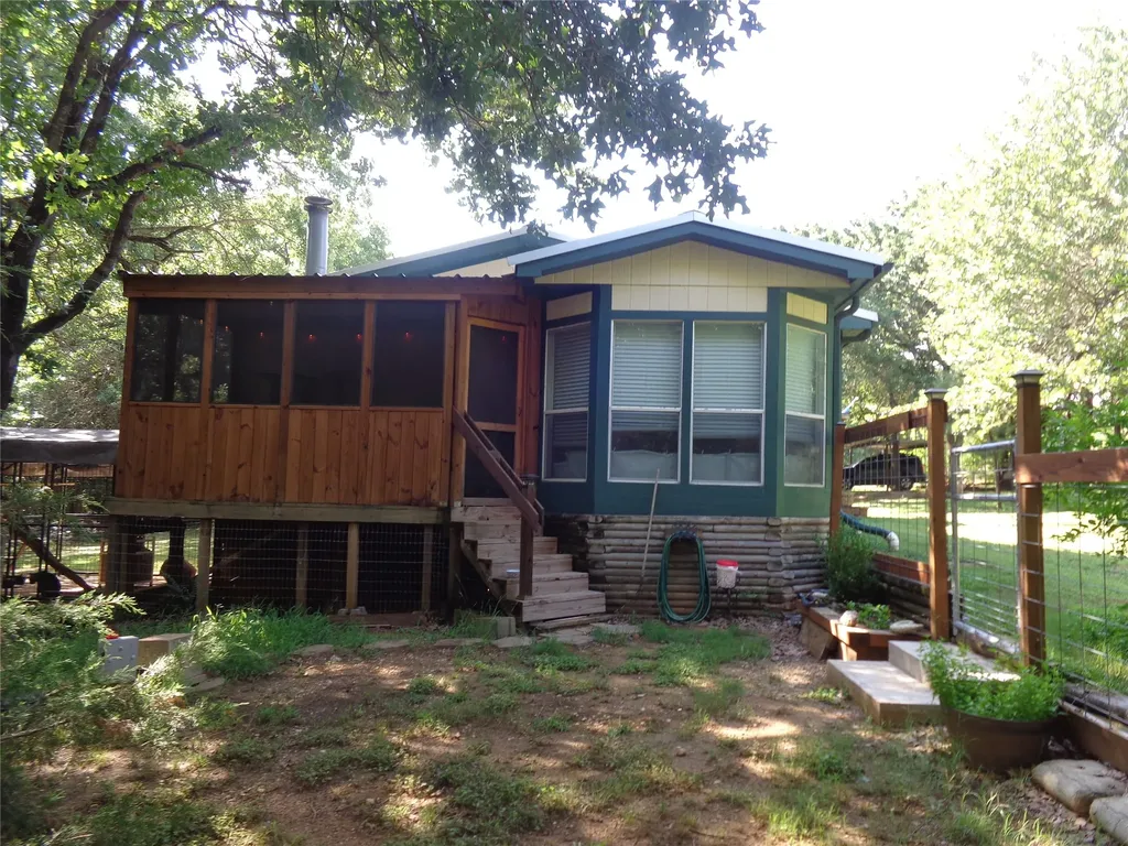 5525 Cedar Oaks Road Grandview TX 76050