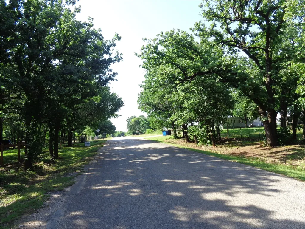 5525 Cedar Oaks Road Grandview TX 76050