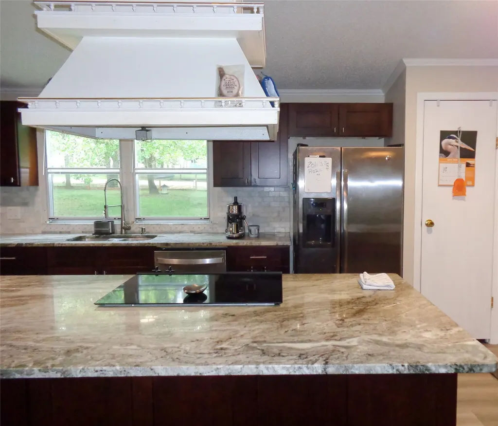 5525 Cedar Oaks Road Grandview TX 76050