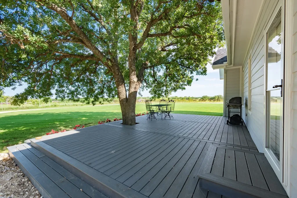 923 Natty Flat Road Lipan TX 76462