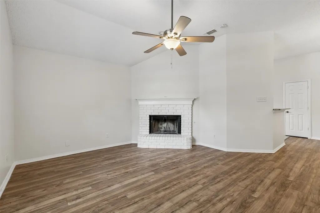 2345 Park Vista Drive Dallas TX 75228