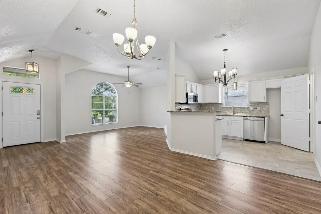2345 Park Vista Drive Dallas TX 75228