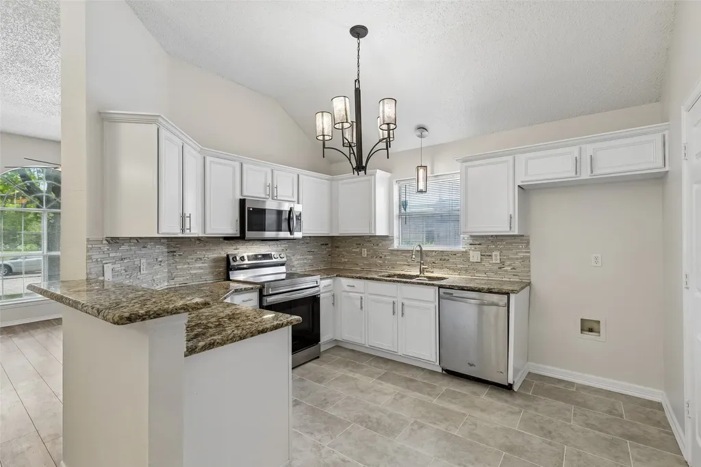 2345 Park Vista Drive Dallas TX 75228