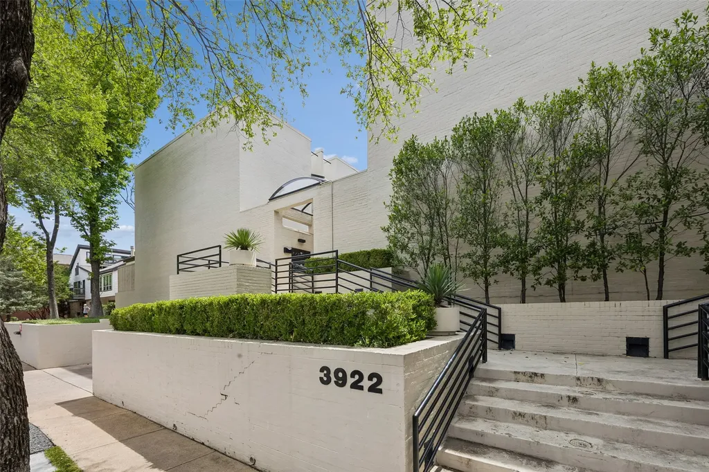 3922 Travis Street Dallas TX 75204