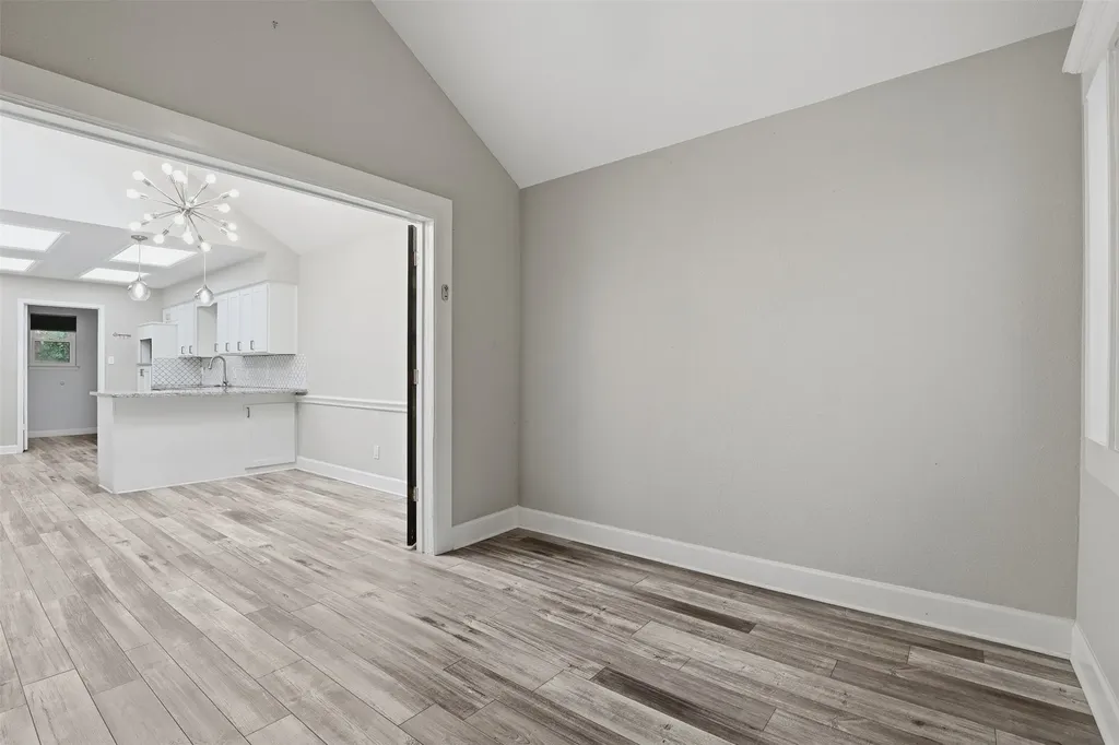 3107 Emerald Street Bedford TX 76021