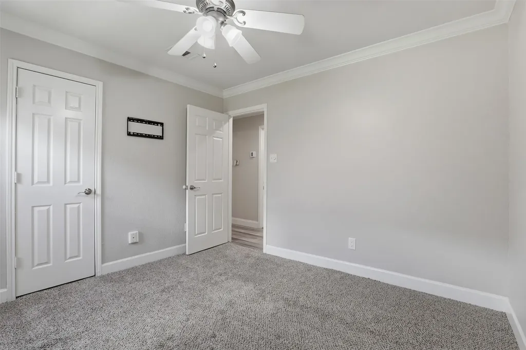 3107 Emerald Street Bedford TX 76021
