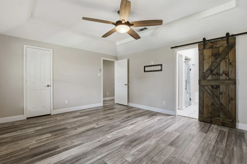 3107 Emerald Street Bedford TX 76021