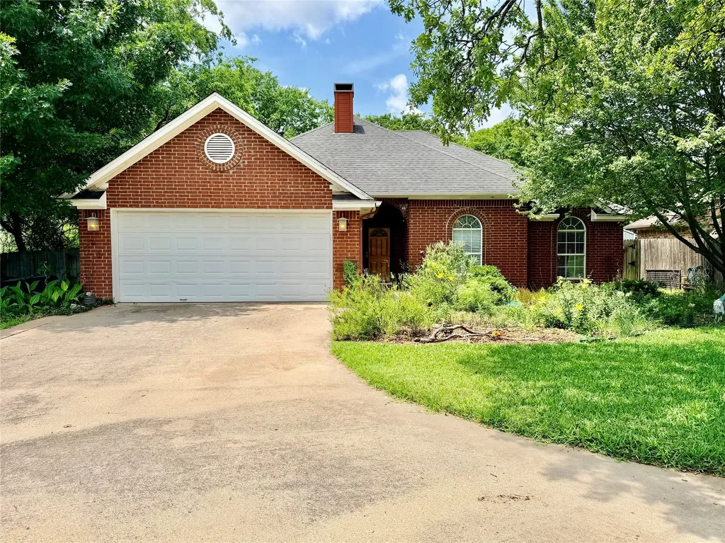 2121 Preston Place Denton TX 76209