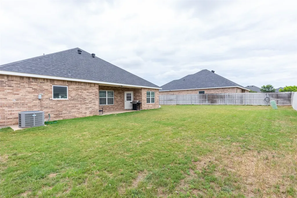 7455 Sleepy Hollow Lane Abilene TX 79602