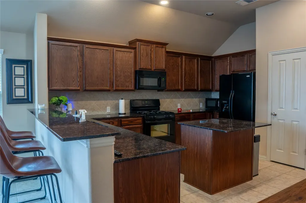 6956 Alcala Grand Prairie TX 75054