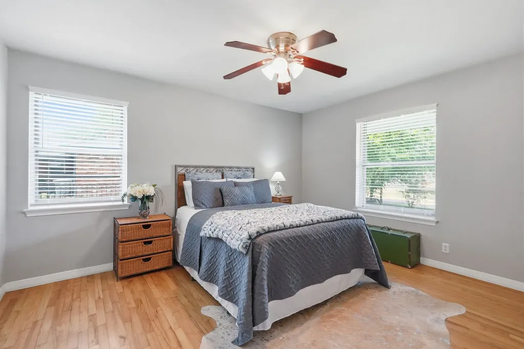 5808 Sunnywood Drive Dallas TX 75228