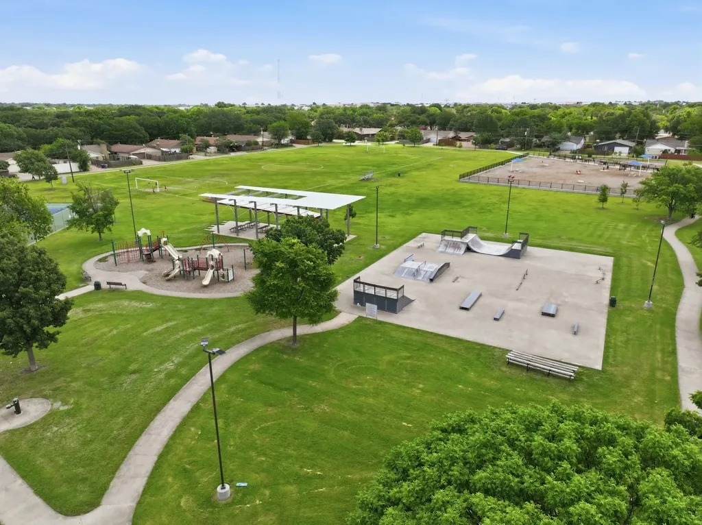 5808 Sunnywood Drive Dallas TX 75228