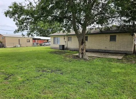 105 N 3rd Street Coolidge TX 76635