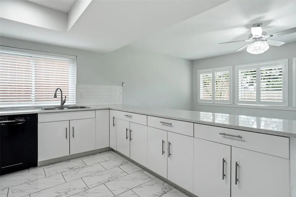 3104 Story Lane Bedford TX 76021