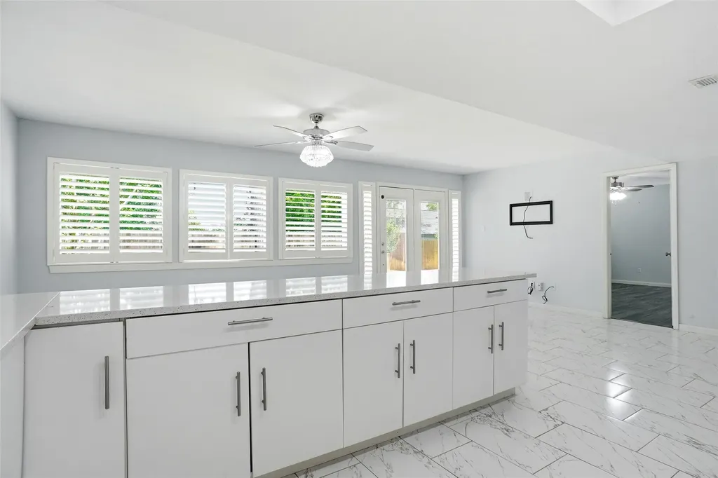 3104 Story Lane Bedford TX 76021