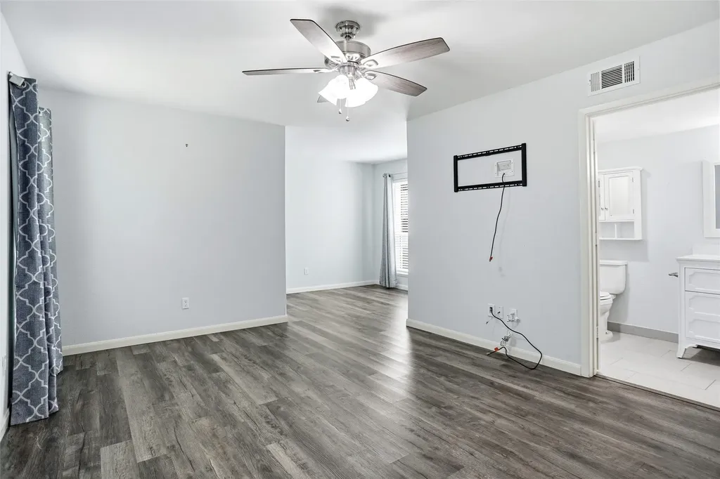 3104 Story Lane Bedford TX 76021