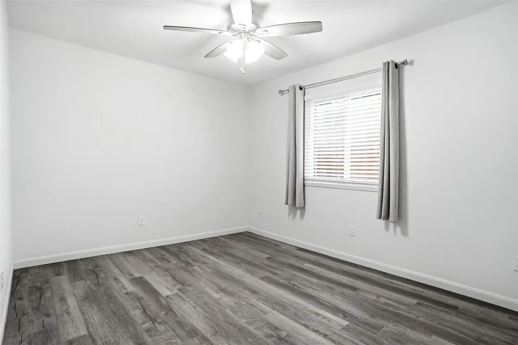 3104 Story Lane Bedford TX 76021