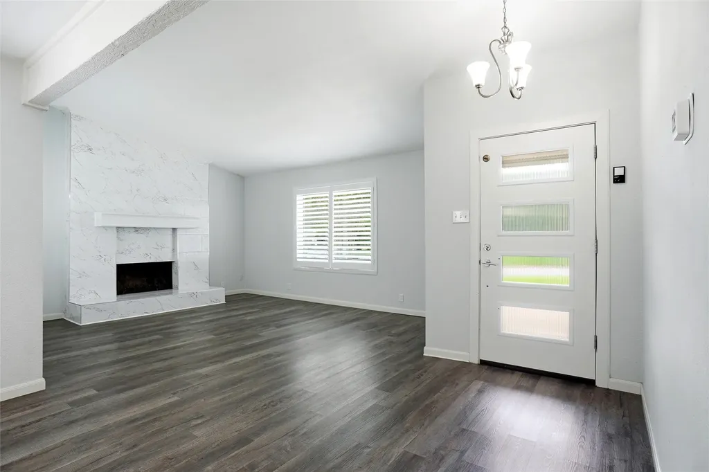 3104 Story Lane Bedford TX 76021
