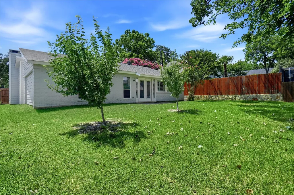 3104 Story Lane Bedford TX 76021