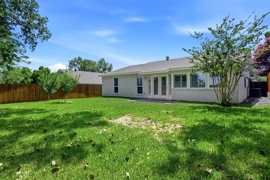 3104 Story Lane Bedford TX 76021