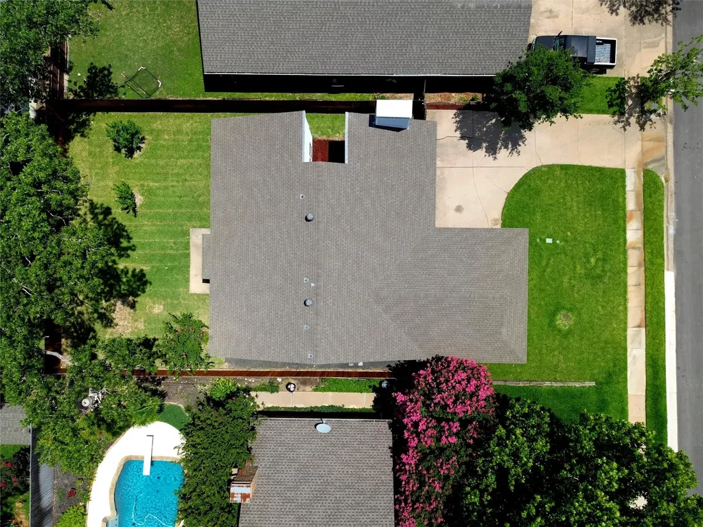 3104 Story Lane Bedford TX 76021