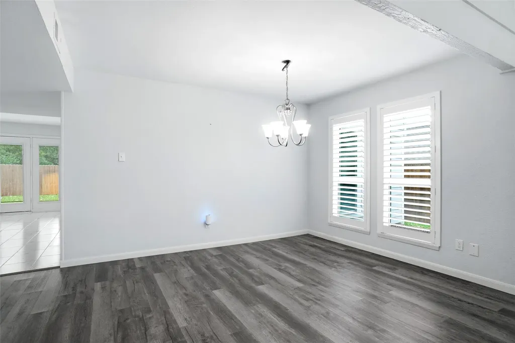 3104 Story Lane Bedford TX 76021