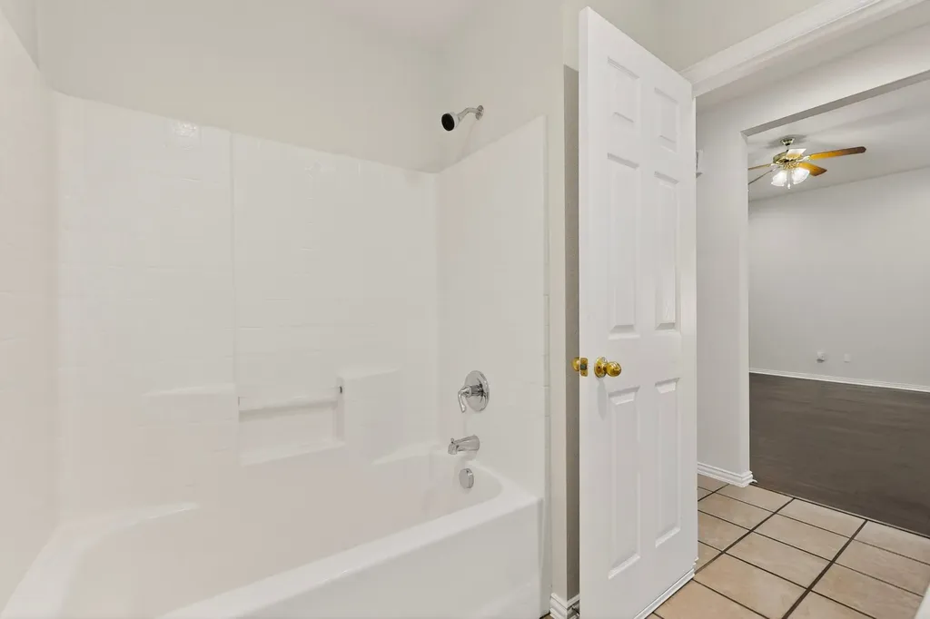 2319 Great Light Drive Dallas TX 75228