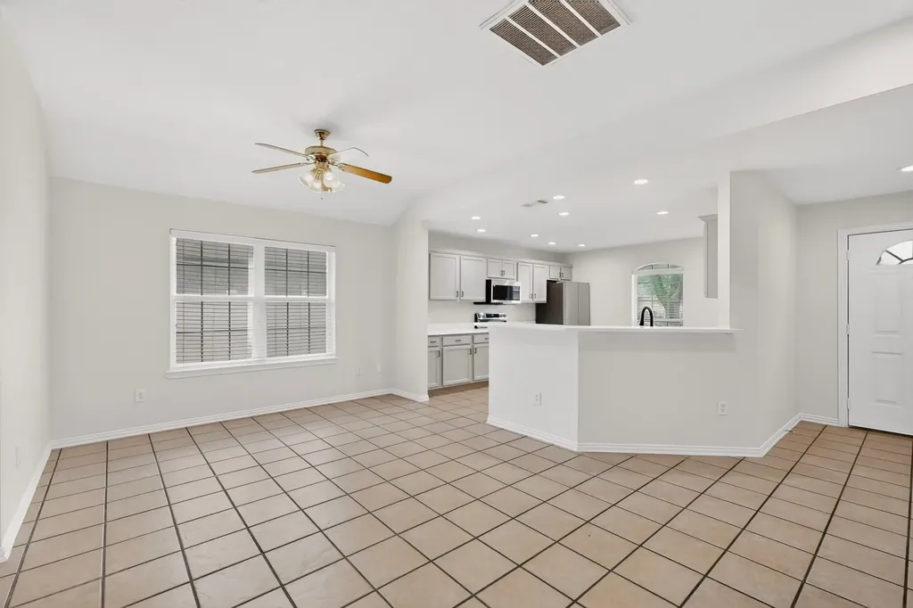 2319 Great Light Drive Dallas TX 75228