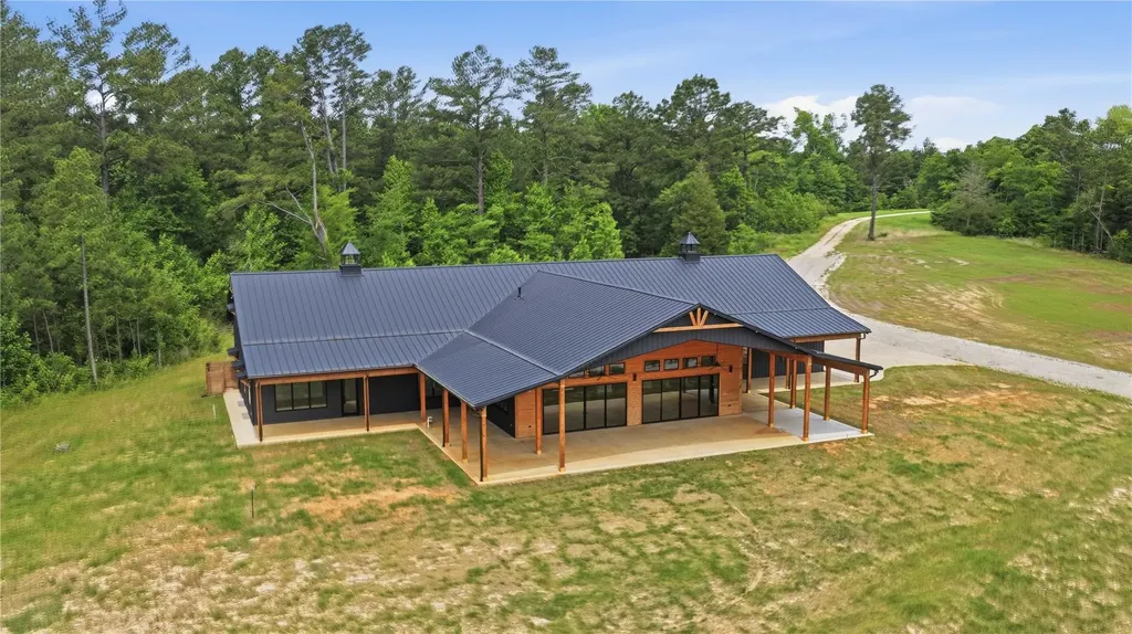 447 County Road 2211 Rusk TX 75785