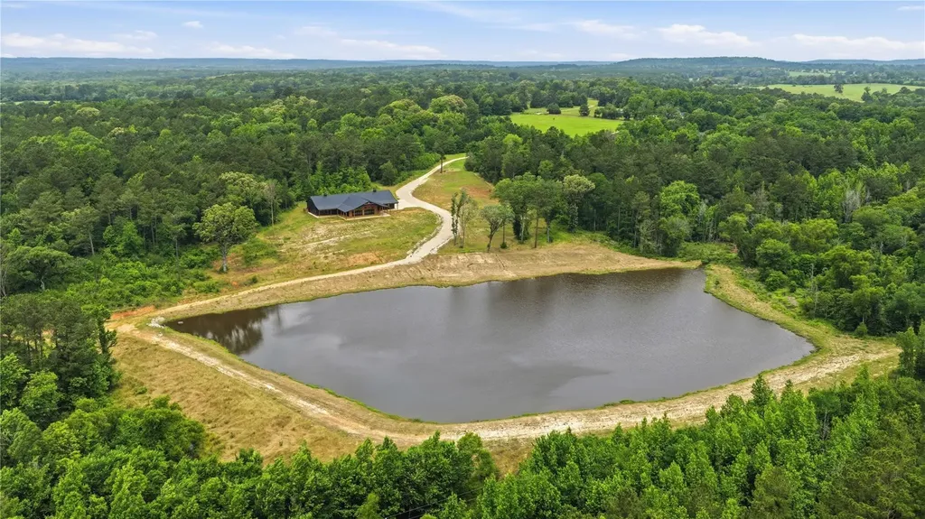 447 County Road 2211 Rusk TX 75785