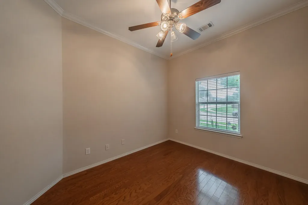 8241 Lauren Way Watauga TX 76148