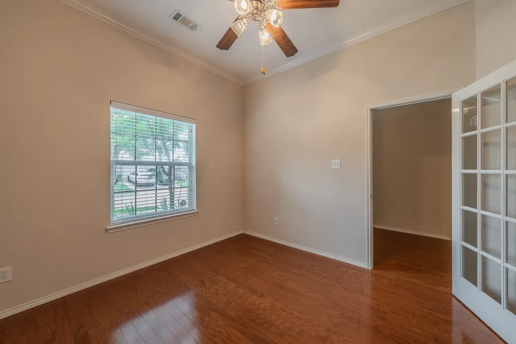 8241 Lauren Way Watauga TX 76148