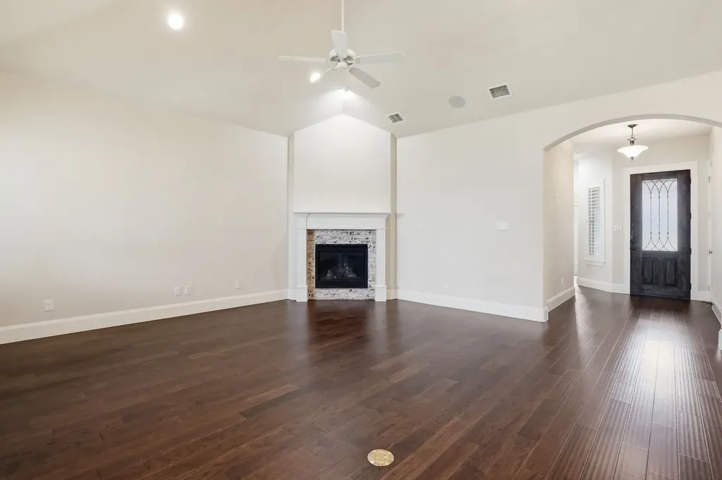 2908 Esplanade Boulevard Mansfield TX 76063