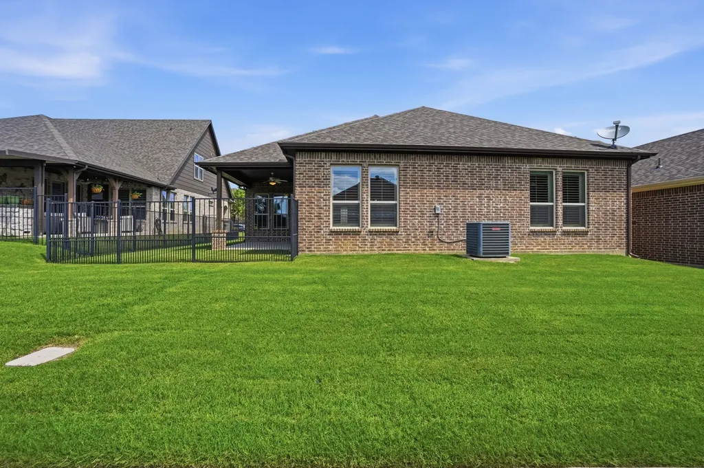 2908 Esplanade Boulevard Mansfield TX 76063