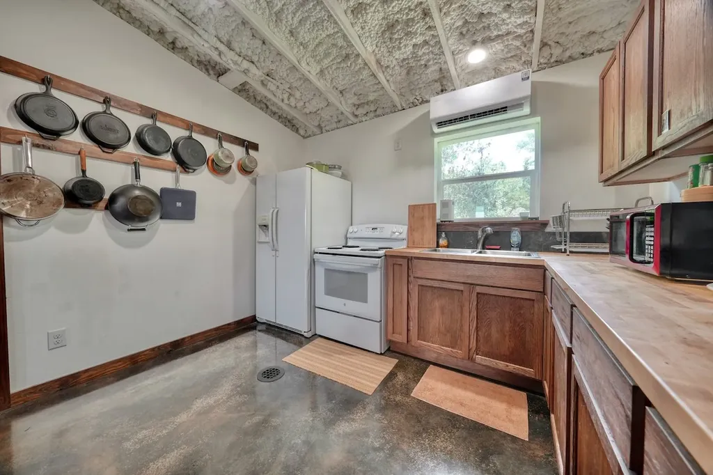 6899 N State Highway 19 Palestine TX 75803