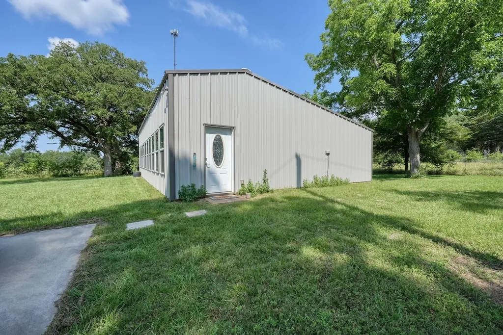 6899 N State Highway 19 Palestine TX 75803
