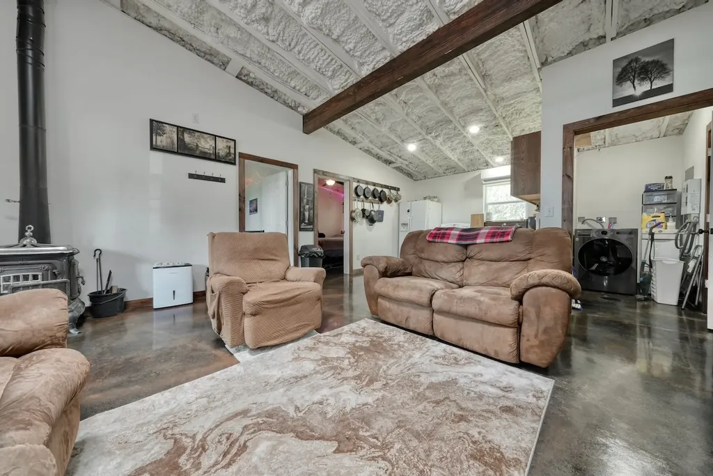 6899 N State Highway 19 Palestine TX 75803