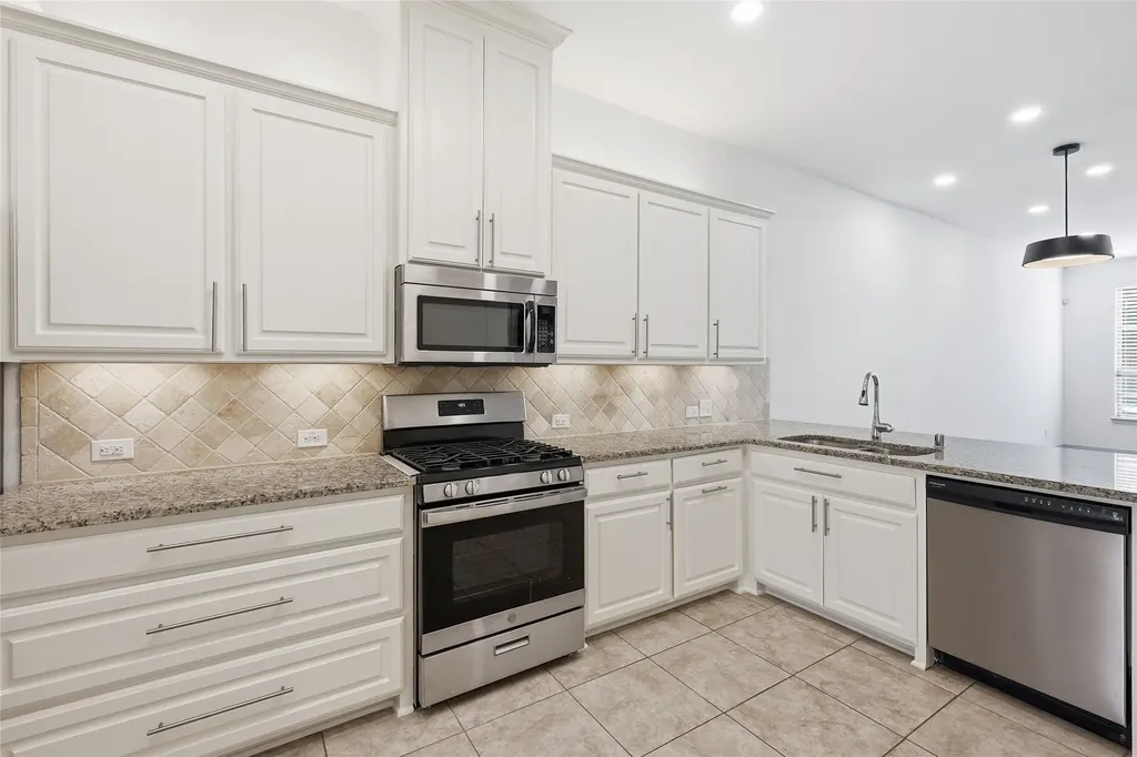 3920 Canton Jade Way Arlington TX 76005
