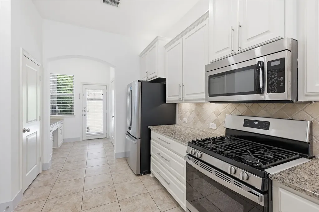 3920 Canton Jade Way Arlington TX 76005