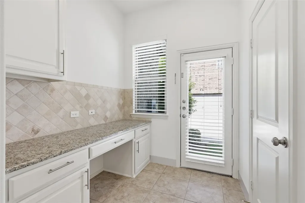 3920 Canton Jade Way Arlington TX 76005