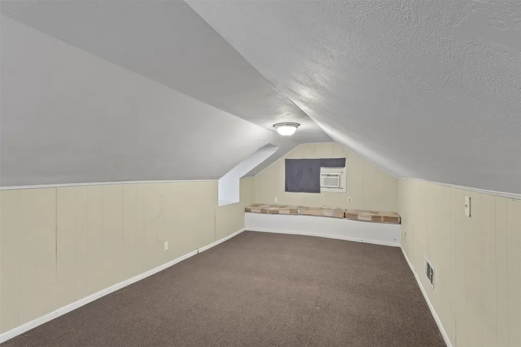 829 W 9th Street Bonham TX 75418