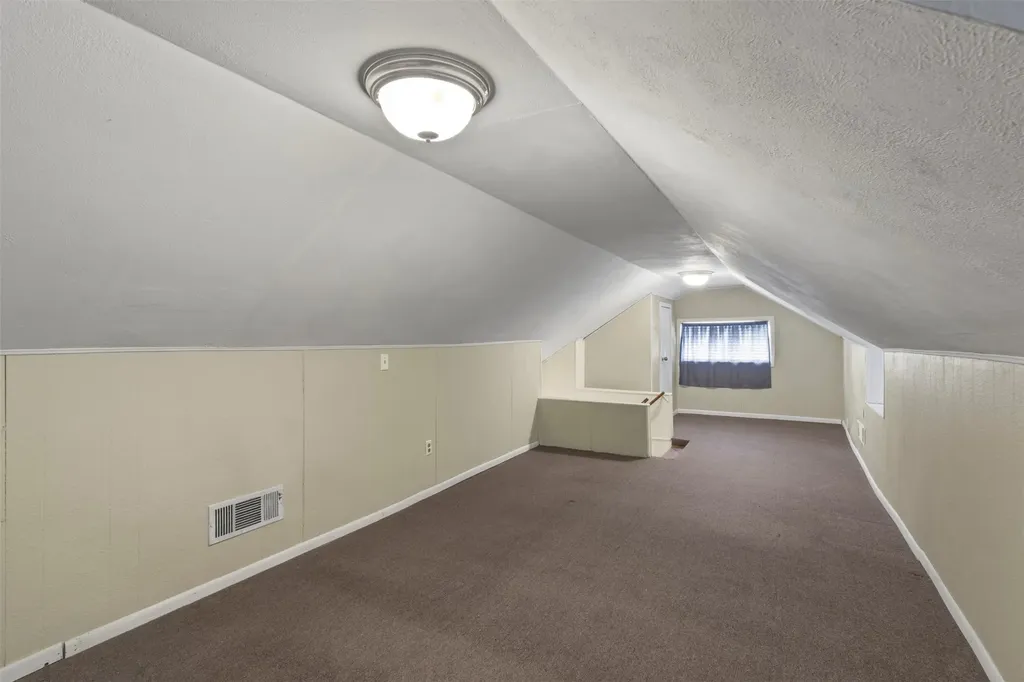 829 W 9th Street Bonham TX 75418