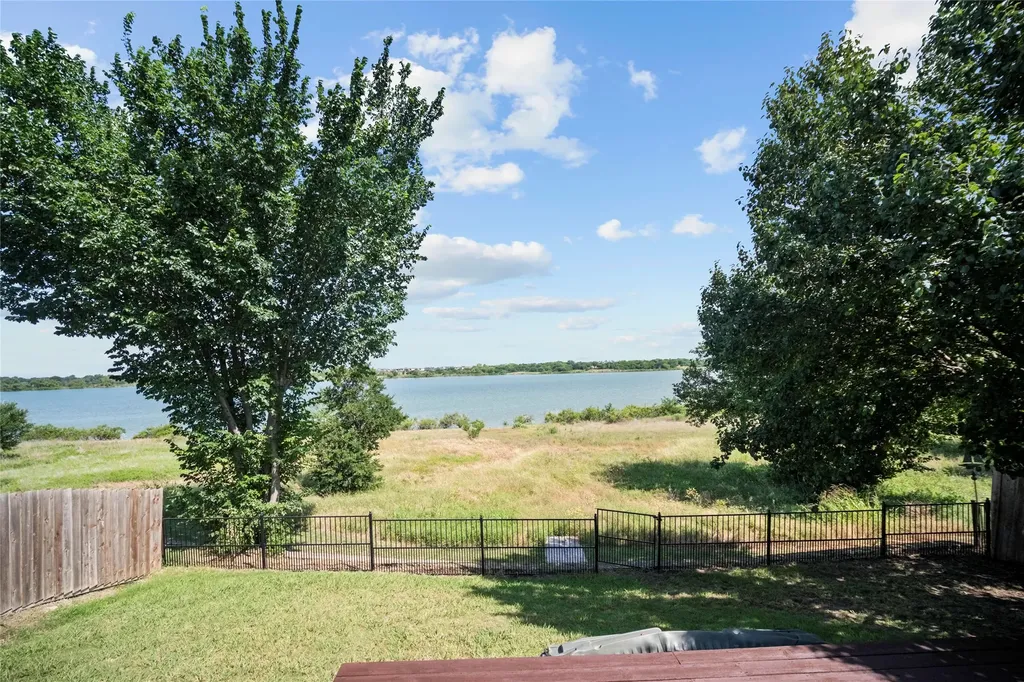 2832 Appaloosa Court Little Elm TX 75068