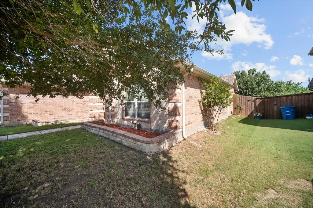2832 Appaloosa Court Little Elm TX 75068