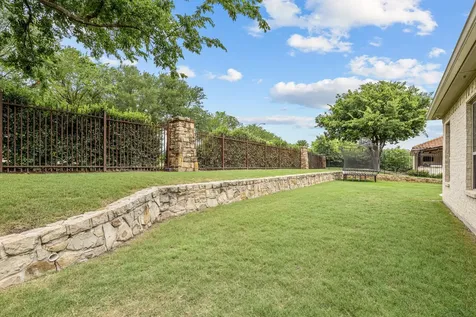 8621 Colina Terrace Benbrook TX 76126