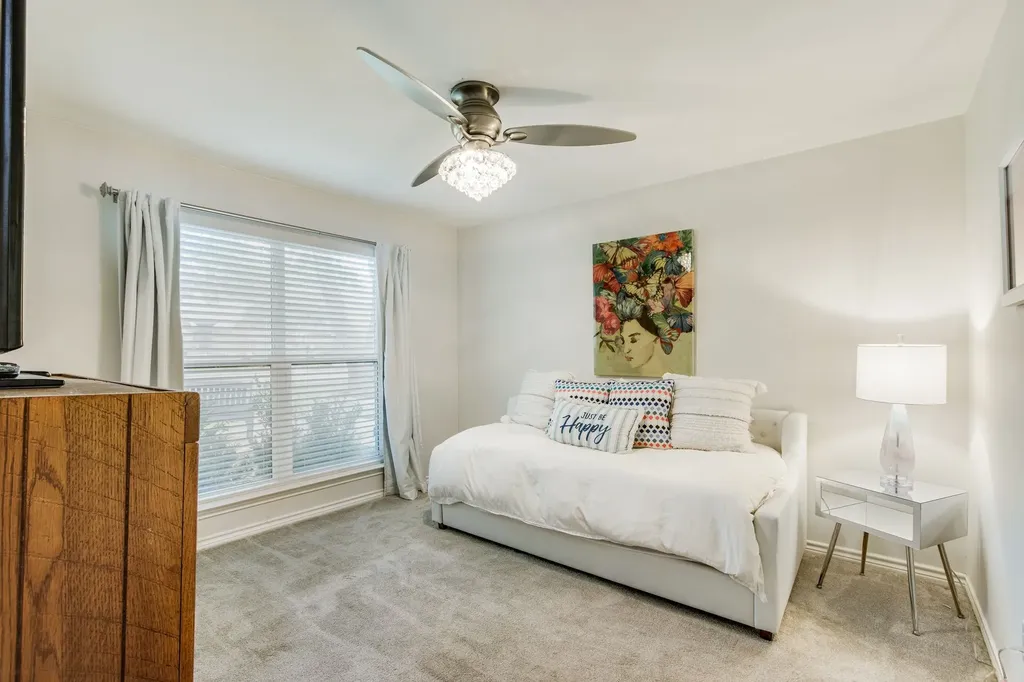 2703 W Prairie Creek Drive Richardson TX 75080
