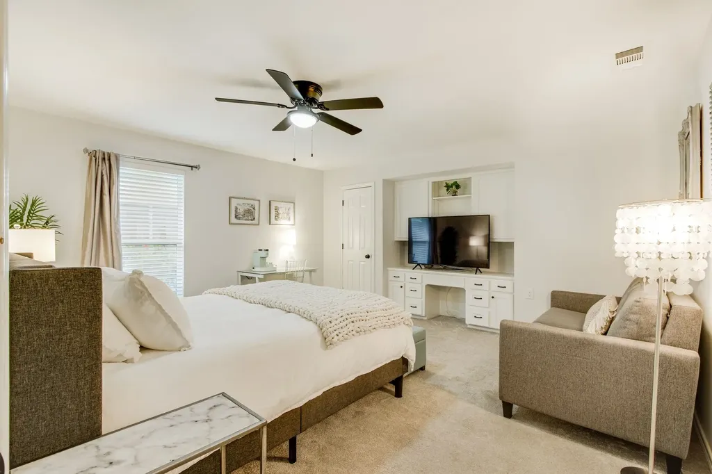 2703 W Prairie Creek Drive Richardson TX 75080