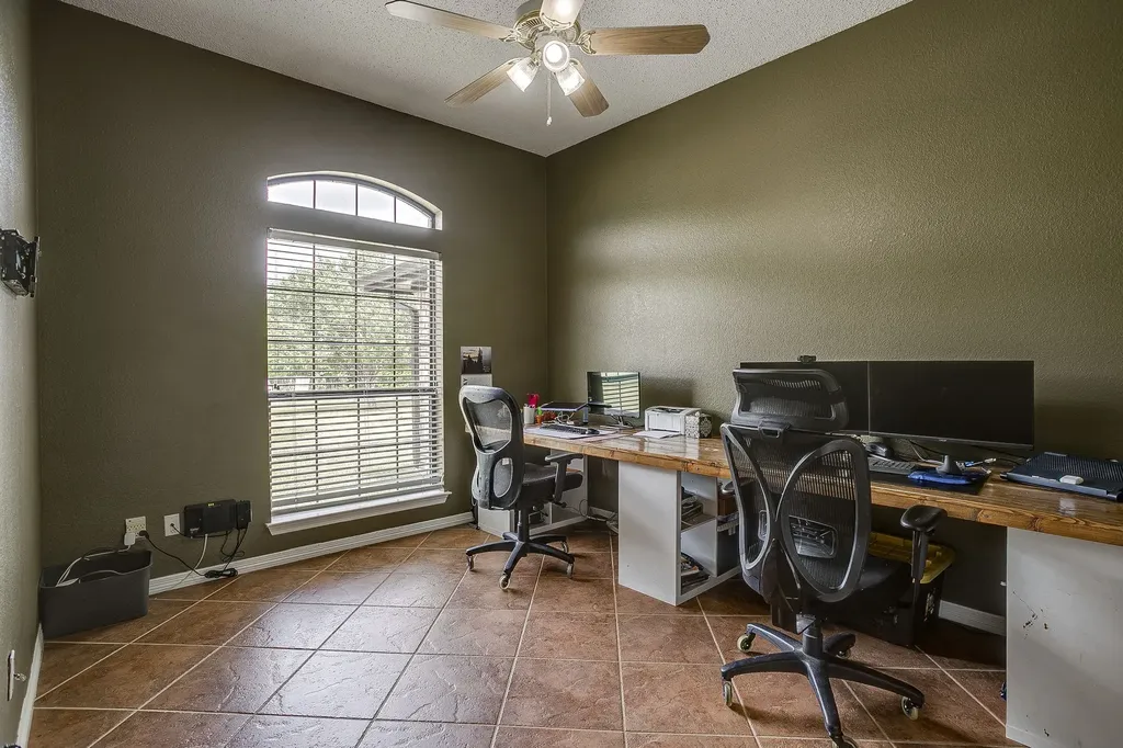 1050 Hampel Road Palmer TX 75152
