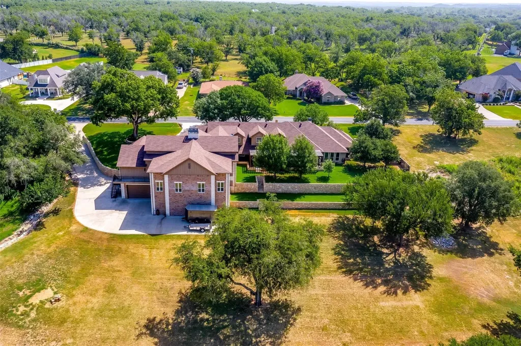 Granbury TX, 9310 Bellechase Road